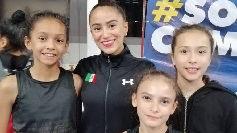 Las gimnastas mazatlecas tuvieron entrenamiento de alto nivel.