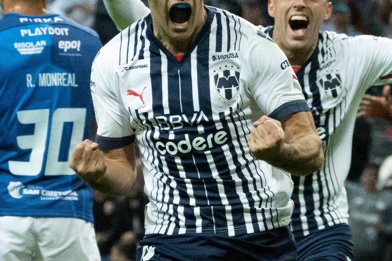 Rayados vence al Necaxa y liga 7 triunfos