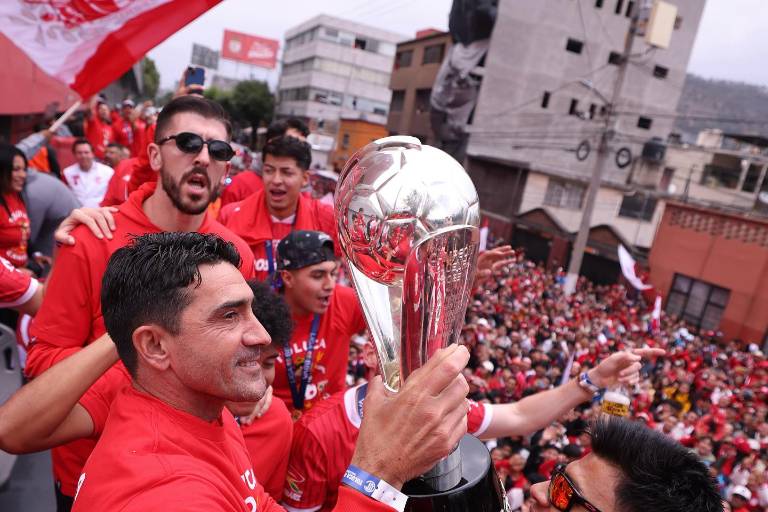 Toluca festejó su campeonato con ‘Mi mayor anhelo’ y la ‘Cumbia de los trapos’