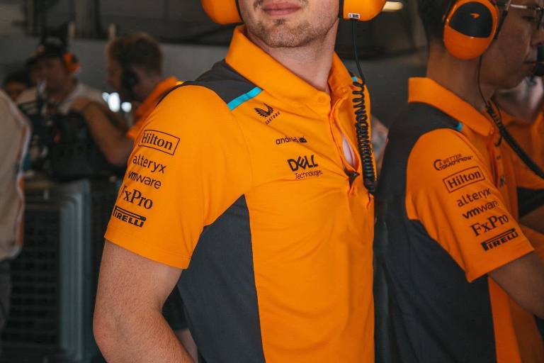 Otro mexicano estará en el Gran Premio de Abu Dhabi