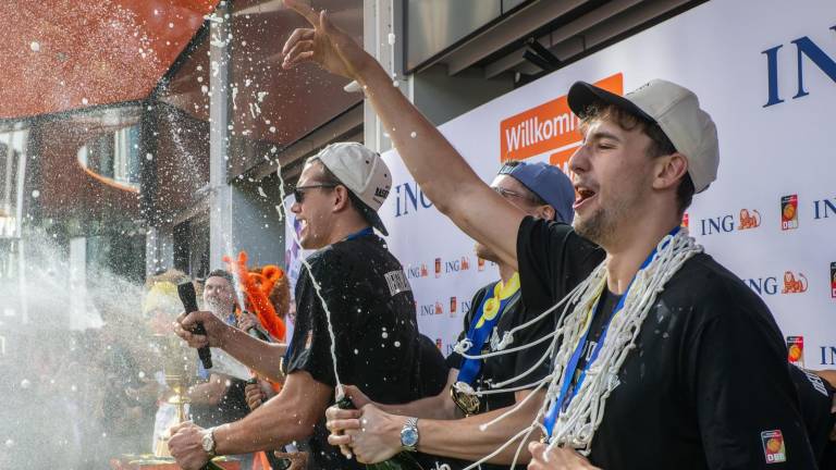 Los jugadores alemanes fueron recibidos en su país como auténticos héroes tras coronarse en el Mundial FIBA 2023.