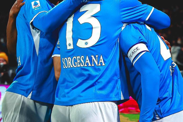 El Napoli refuerza su liderato con triunfo sobre Hellas Verona