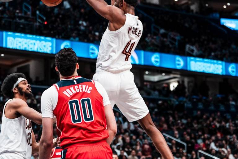 Cleveland Cavaliers superan a Wizards por 134-124