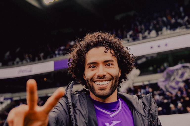 César Huerta brilla en Bélgica con asistencia clave en triunfo