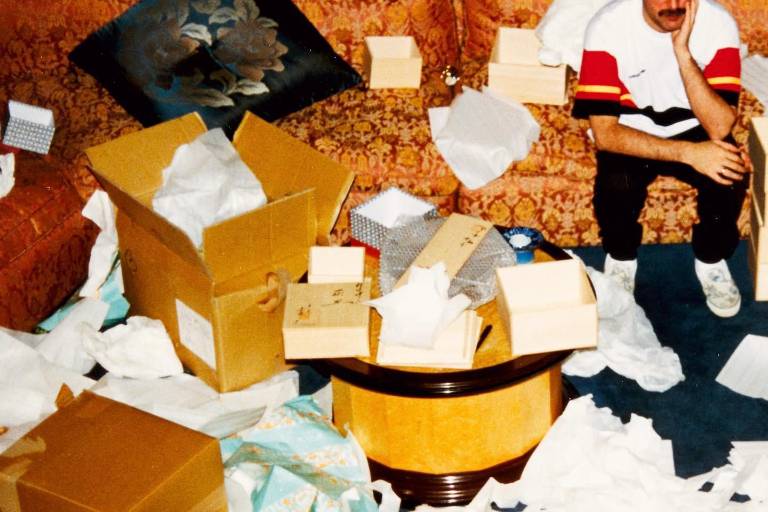 Subastan más de mil 500 objetos de Freddie Mercury