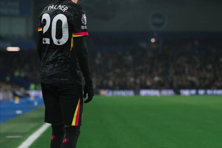 Chelsea cae y se rezaga en su lucha por estar en puestos de Champions League