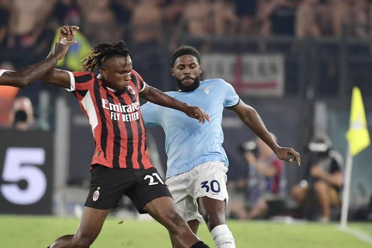 Milán sigue sin conocer la victoria y empata con la Lazio