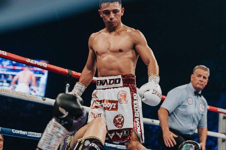 Brutal nocaut de ‘Venado’ López a Michael Conlan (VIDEOS)