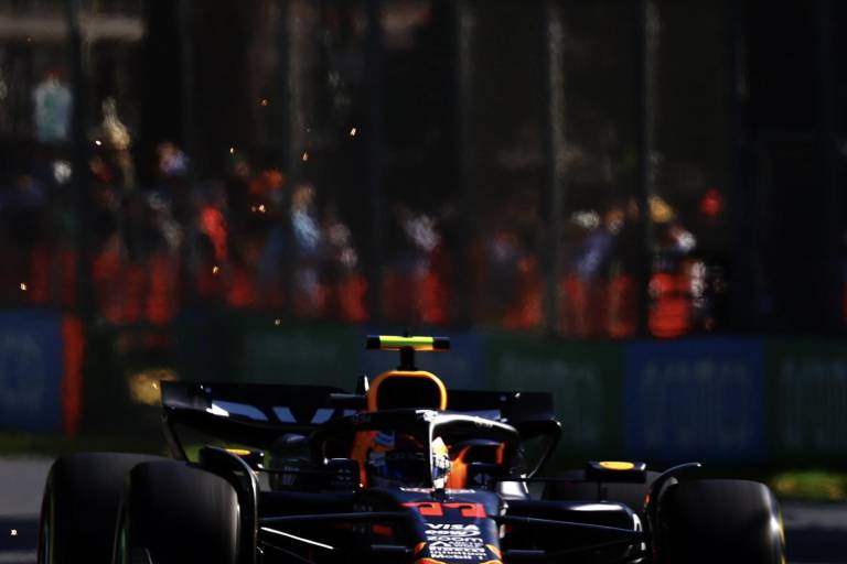 Penalizan a Checo Pérez y pierde tres puestos en la parrilla del GP de Australia