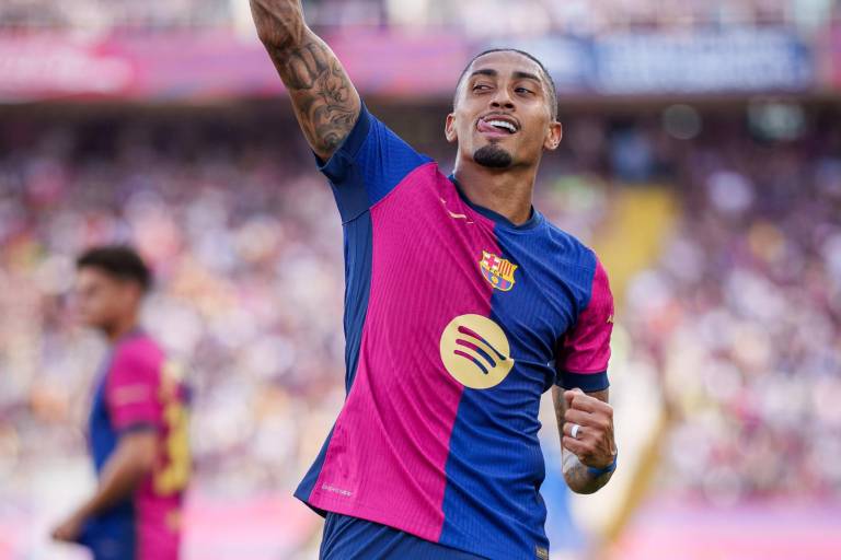 Barcelona, a paso de líder, golea 7-0 al Valladolid