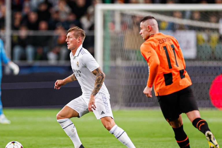 Real Madrid también se mete a los octavos de la Champions, tras empatar ante Shakhtar