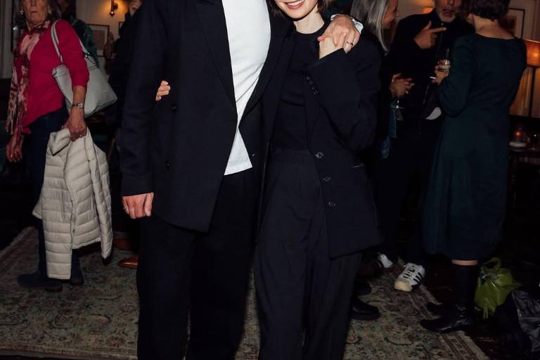 Lily Collins ya es mamá, presentó a su hija, Tove Jane McDowell