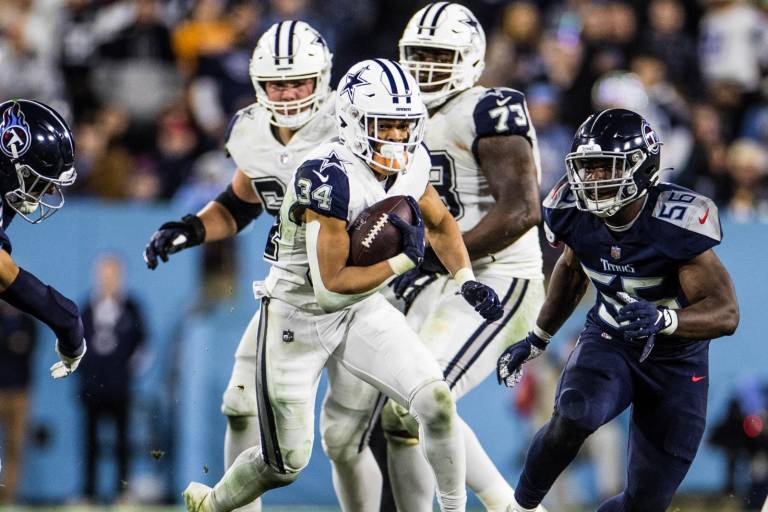 Cowboys ganan y aprietan el Este de la NFC