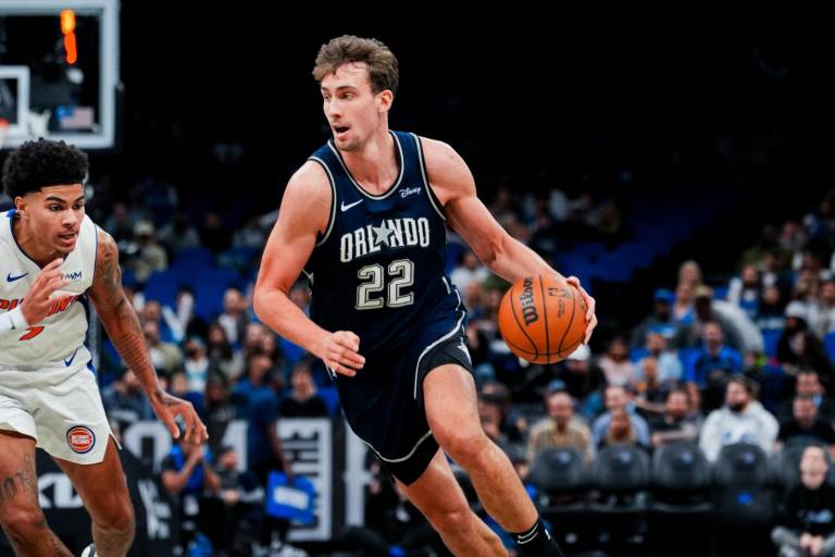 Magic propina a Pistons su derrota 19 al hilo