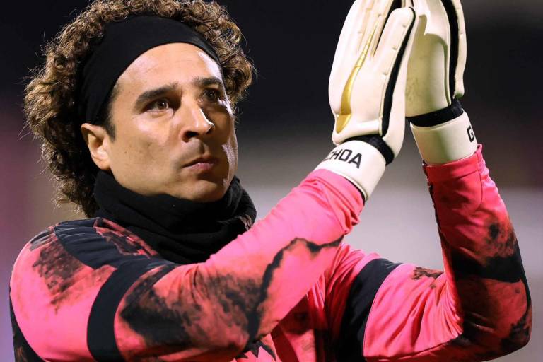 El Salernitana de Memo Ochoa no sale del fondo de la tabla