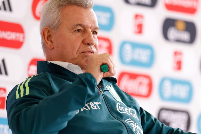 Memo Ochoa y Raúl Jiménez regresarán a la Selección Mexicana