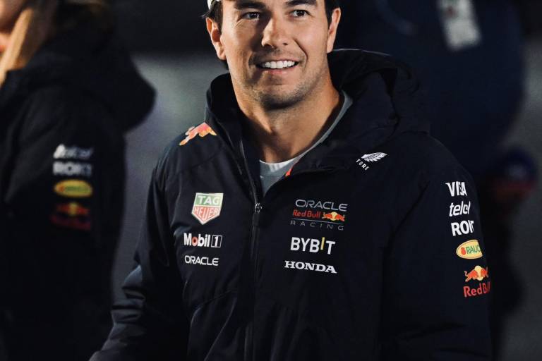 Checo Pérez y Colapinto se quejan por el olor a marihuana en el Gran Premio de Las Vegas