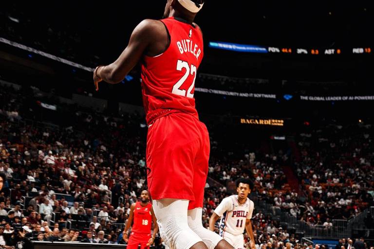 Miami Heat suspende a Jimmy Butler y explora opciones de traspaso