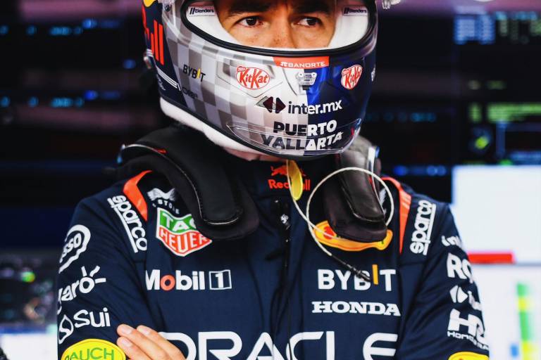 En duda, continuidad de Checo Pérez en Red Bull