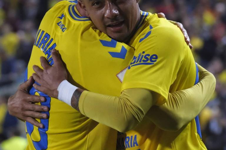 Julián Araujo se estrena como goleador en LaLiga
