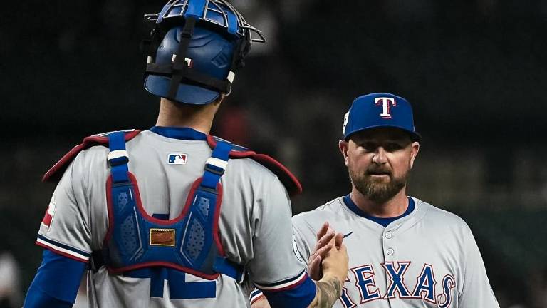 El relevo de los Rangers secundó al abridor Michael Lorenzen en el triunfo sobre los Tigres.