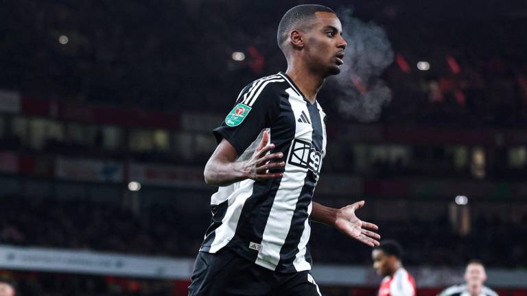 El Newcastle United superó al Arsenal en la Ida de las semifinales de la Copa de la Liga Inglesa.