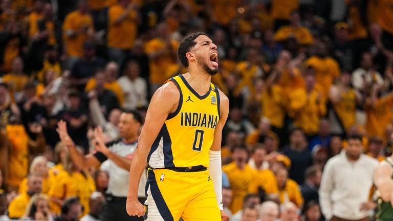 Tyrese Haliburton le da la ventaja a Pacers.