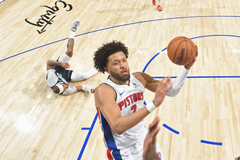 Cade Cunningham brilla en victoria de Pistons sobre Mavericks