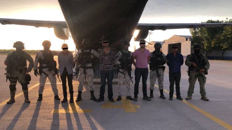 Detenidos tras los enfrentamientos en la sierra de Badiraguato.