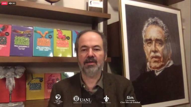 Juan Villoro, durante la quinta sesión del taller Gabriel García Márquez, De la crónica a la ficción.