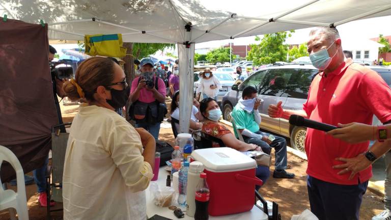 El Gobernador de Sinaloa, Quirino Ordaz Coppel, realizó un recorrido por el Hospital General de Mazatlán.