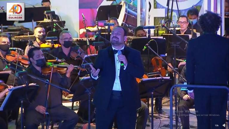 El invitado de la noche fue el tenor José Manuel Chu.