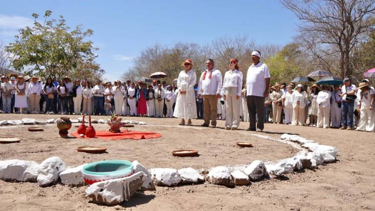En el ejido El Tecomate, en Navolato, se realizó un ritual de renovación energética por el Equinoccio de Primavera.