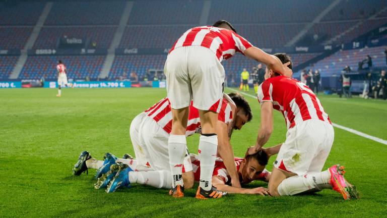 Athletic Club avanza a la final.