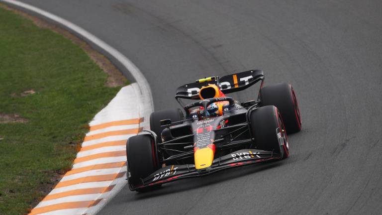 Sergio “Checo” Pérez queda fuera del podio.