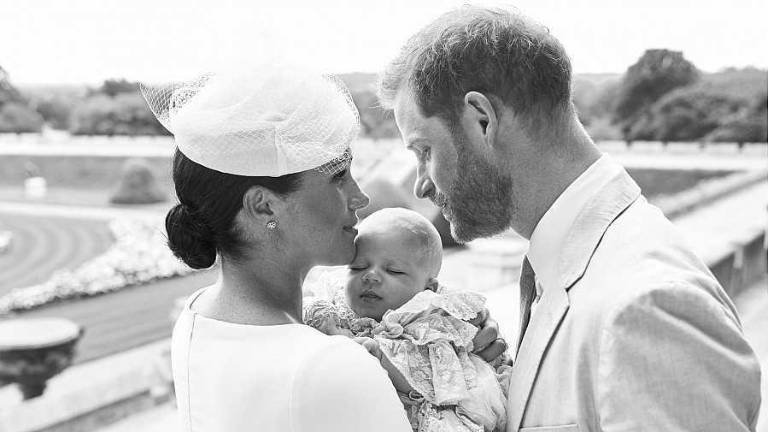 Meghan y Harry están planeando bautizo.