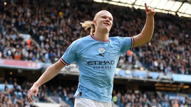 Erling Haaland llega a 47 goles en la temporada.