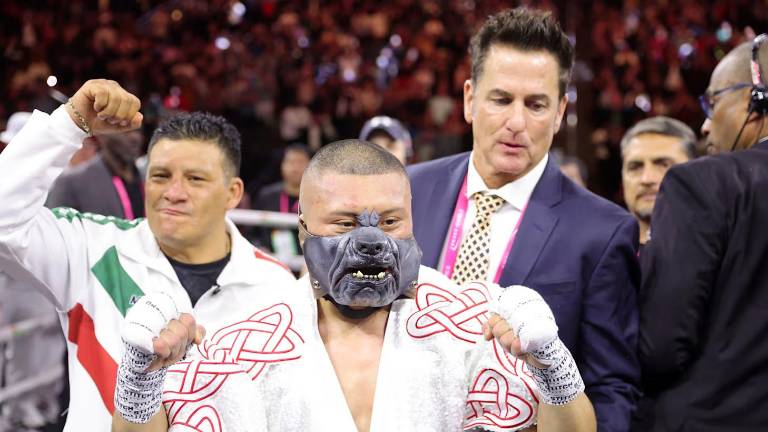 Pitbull Cruz sorprendió al ser monarca mundial.