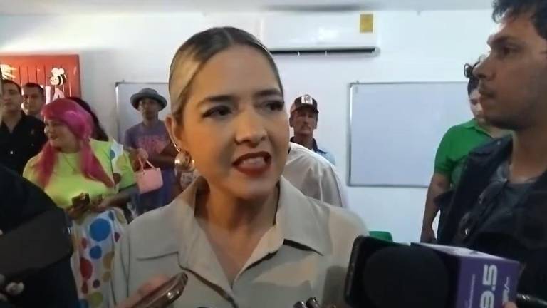 Estrella Palacios expresó que se trata de una limpieza de un polígono de ese cuerpo de agua para mitigar inundaciones.