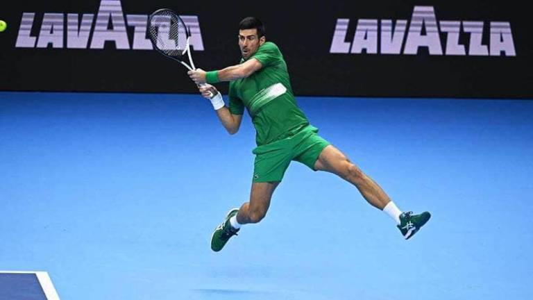 Novak Djokovic, en su partido de semifinales ante Taylor Fritz en las Nitto ATP Finals.