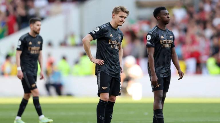 Arsenal sufre dolorosa derrota.