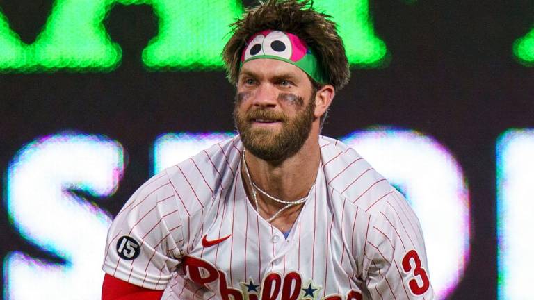 Bryce Harper sufrió un golpe en el antebrazo izquierdo.