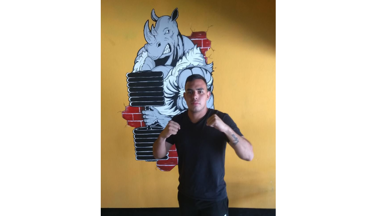 Diego Paredes debutará el próximo 28 de mayo ante David Madueño.