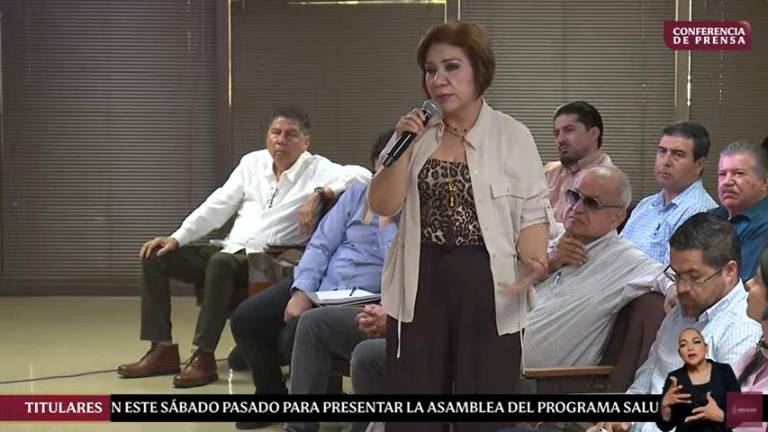 La Secretaria de Bienestar y Desarrollo Sustentable, María Inés Pérez Corral, comenta que para atender incendios forestales en Badiraguato no ha habido voluntarios.