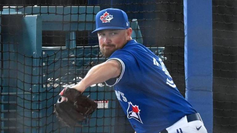 Kirby Yates no estará disponible para el inicio de la temporada 2021 con los Azulejos.