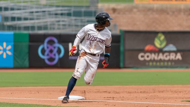 Dairon Blanco es fichado por Tomateros.