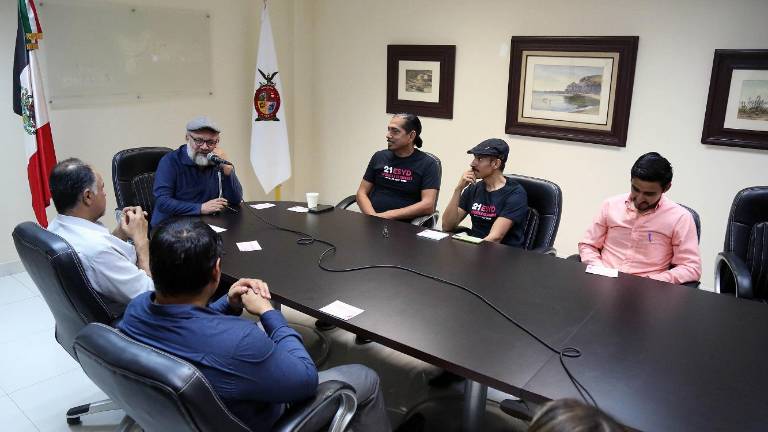 Autoridades dan detalles del encuentro.