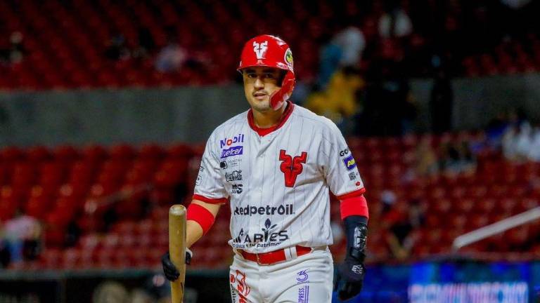 Ramón Ríos conectó jonrón para los Rieleros de Aguascalientes, en el beisbol de verano.