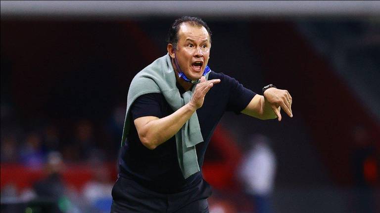 Juan Reynoso afirma que aunque no estén en buena forma física, Cruz Azul debe salir por el trofeo del Campeón de Campeones.