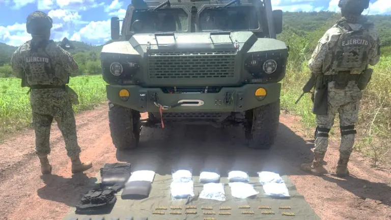 Militares aseguraron droga y equipo táctico durante un operativo en El Platanar, Mocorito.
